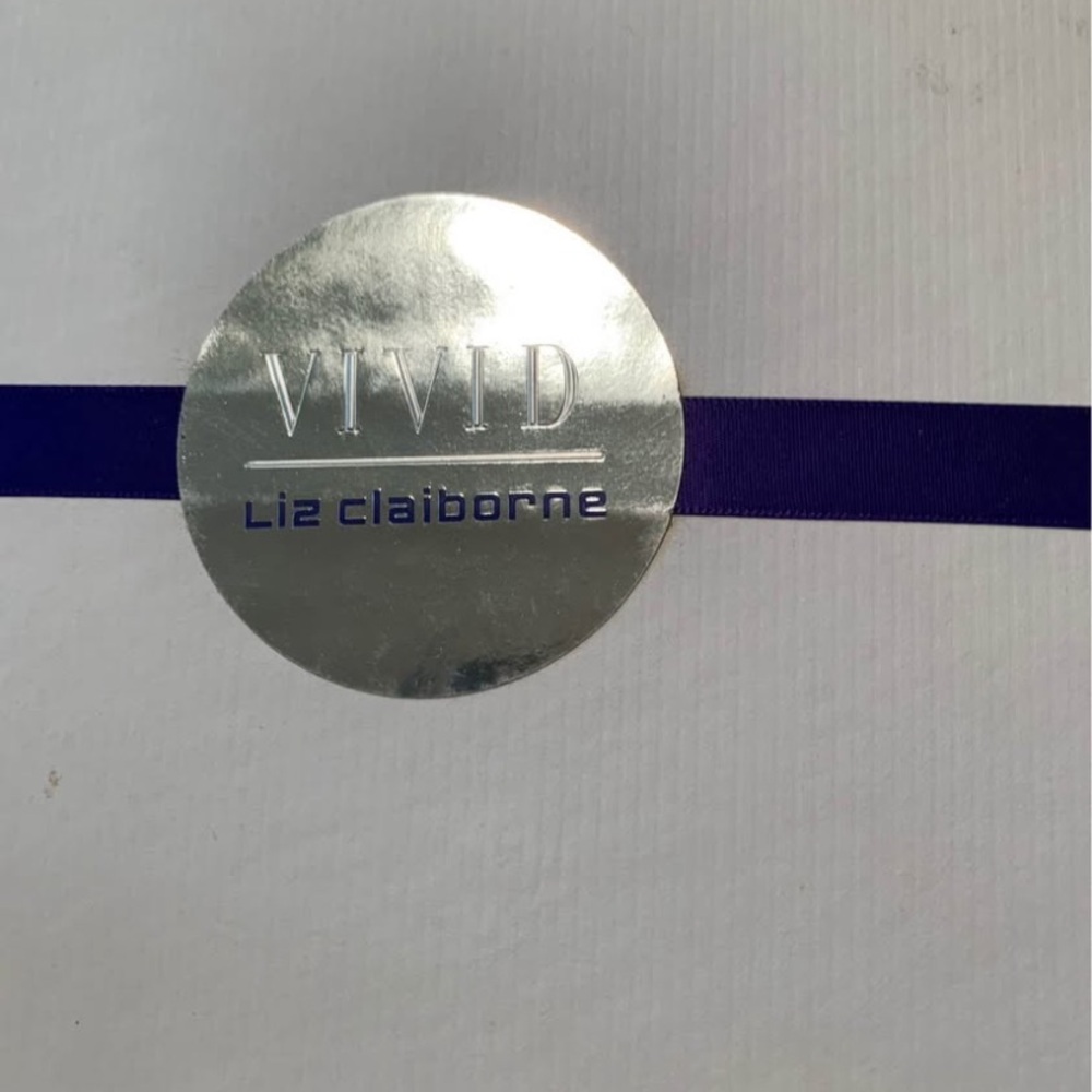 Vivid by Liz Claiborne gift set containing two bottles of fragrance. New in box - Picture 4 of 5
